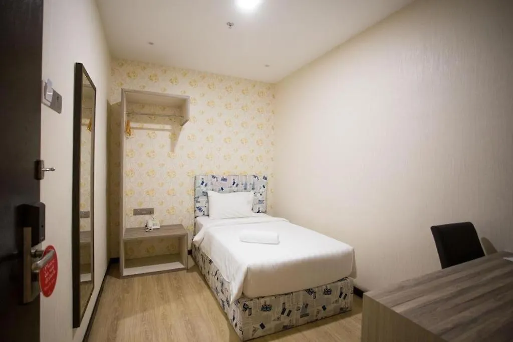 Pearl White Hotel Johor Bahru 2*,  Malajsie
